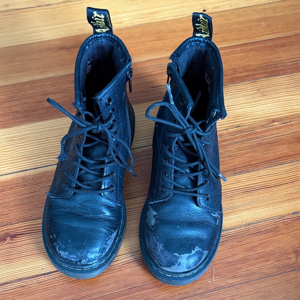 Dr. Martens Black Kids Boots